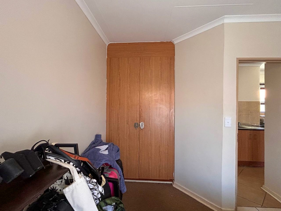 1 Bedroom Property for Sale in Potchefstroom North West